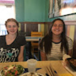 Meet your Posher, Olivia